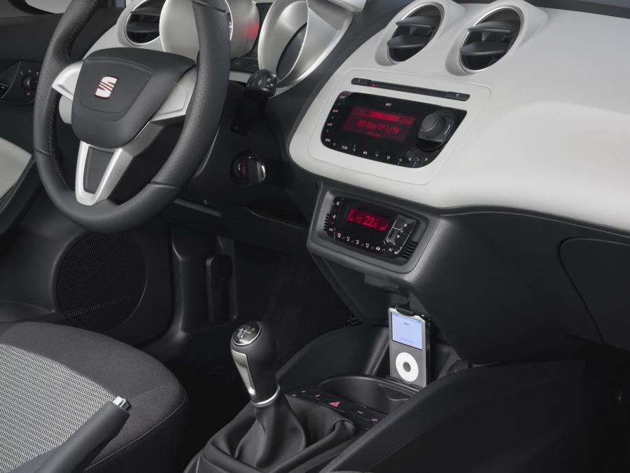 Seat Ibiza SC 2009 года  (фото 43 из 132)